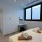 Aqua Beachfront Villas - Villa 2