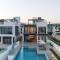 Aqua Beachfront Villas - Villa 2