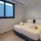 Aqua Beachfront Villas - Villa 2