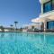Aqua Beachfront Villas - Villa 1