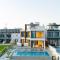 Aqua Beachfront Villas - Villa 1