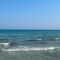 Sunrise Beach Club, Bogaz
