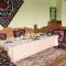 AMIRSHOX GUEST HOUSE