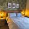 Little John Hotel