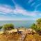 North Fork Waterfront Gem