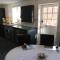 Hamlet Cottage sleeps 3-4 Stratford upon Avon