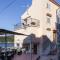 Apartments & Rooms Dinko