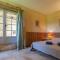 Impressive restored farmhouse with pool - Campsegret