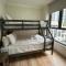 Lovely 2Bed Apt in the heart of CBD with parking