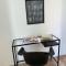 Lovely 2Bed Apt in the heart of CBD with parking
