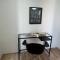 Lovely 2Bed Apt in the heart of CBD with parking