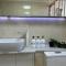 Lovely 2Bed Apt in the heart of CBD with parking