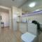 Lovely 2Bed Apt in the heart of CBD with parking
