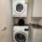 Lovely 2Bed Apt in the heart of CBD with parking