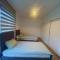 Wake Up by the Sea Oceanfront Garden Retreat with Pool