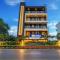FabHotel Kiara- 400 meters from Medanta hospital
