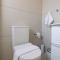 Sea View Stay 200m to Beach