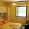 Apartments and Rooms Villa Mir