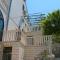 Apartments and Rooms Villa Mir