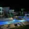 Sunrise Beach Club, Bogaz