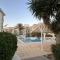 Sunrise Beach Club, Bogaz