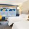 Holiday Inn Express Dallas Market Center by IHG