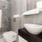 The Resort , spa gym havuz sahil
