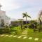 The Resort , spa gym havuz sahil