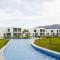 The Resort , spa gym havuz sahil
