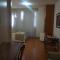 Rhuds Hotel