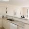 Meridian 6 - Conveniently Located near Pippi Beach - Holiday Yamba