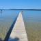 Trader Scotts - Lakefront and Gorgeous!