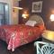 Royal Court Motel