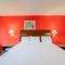 Capital O Fairway Inn - Baytown La Porte TX