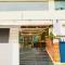 Super Townhouse MG Road Near Commercial Street