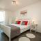 Hendrix Bridge Apartment