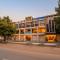 FabHotel Relax - Opp Hotel Leela