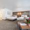 Marshall Suites Bainbridge Island, SureStay Collection by BW