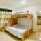 e34 Café, Restaurant & Hotel Koslanda Hideaway with a Private Natural Pool