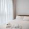 360 Luxury One Bedroom Suite