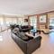 Orchard Blossom Private Villa With Pool