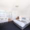 Bathurst Studio Apartments