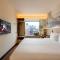 Ibis Singapore on Bencoolen - Newly Renovated