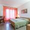 2 Bedroom Stunning Apartment In Barga