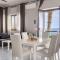 PRAIOLA BEACH HOUSE