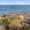 PRAIOLA BEACH HOUSE