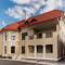 Stylish Apartment in Historic Villa Doll, City Center