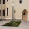 Stylish Apartment in Historic Villa Doll, City Center