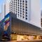 Renaissance Phoenix Downtown Hotel