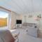 1 Ladyknowe - Uk39970